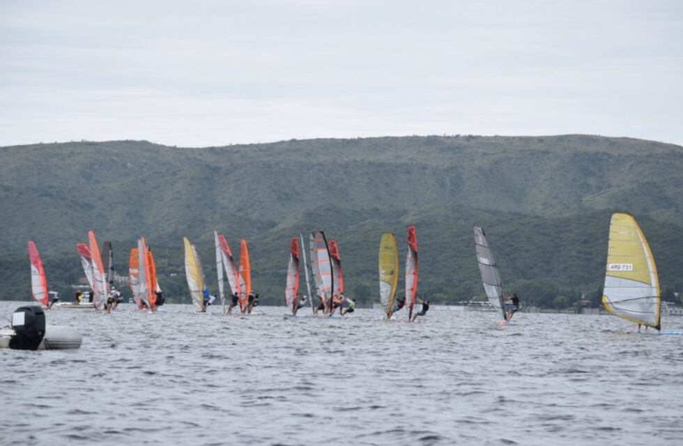 Campeonato Sudamericano de Windsurf durante todo el "finde" largo en Carlos Paz