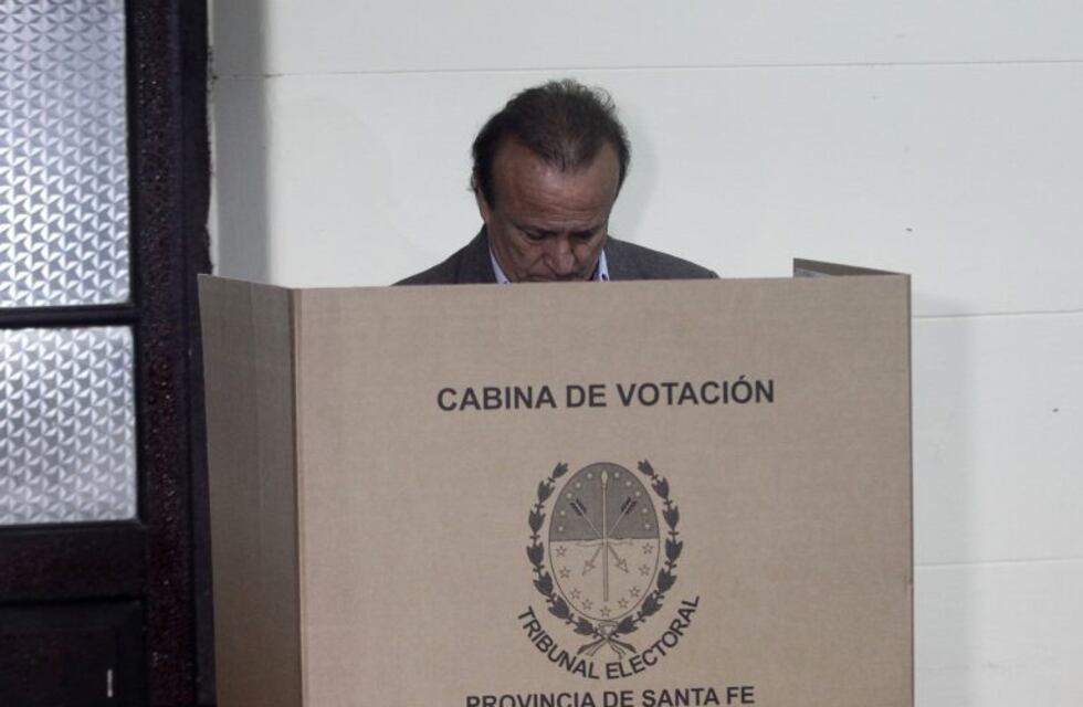 Del Sel confirmó que deja la Embajada de Panamá el 31 de marzo