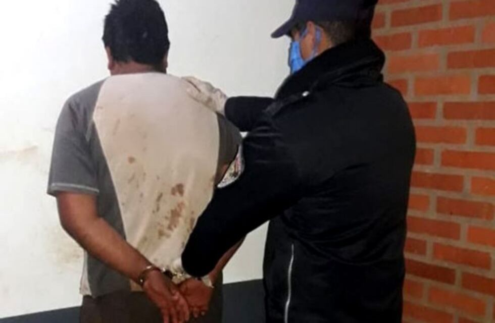 San Vicente: un hombre casi le amputó un dedo a su hijo de un machetazo