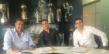 Nicolás Burdisso es el nuevo Director Deportivo de Boca\u002E (Twitter)
