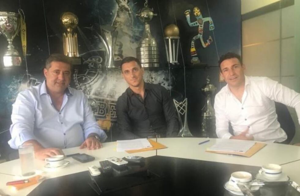 Nicolás Burdisso es el nuevo Director Deportivo de Boca