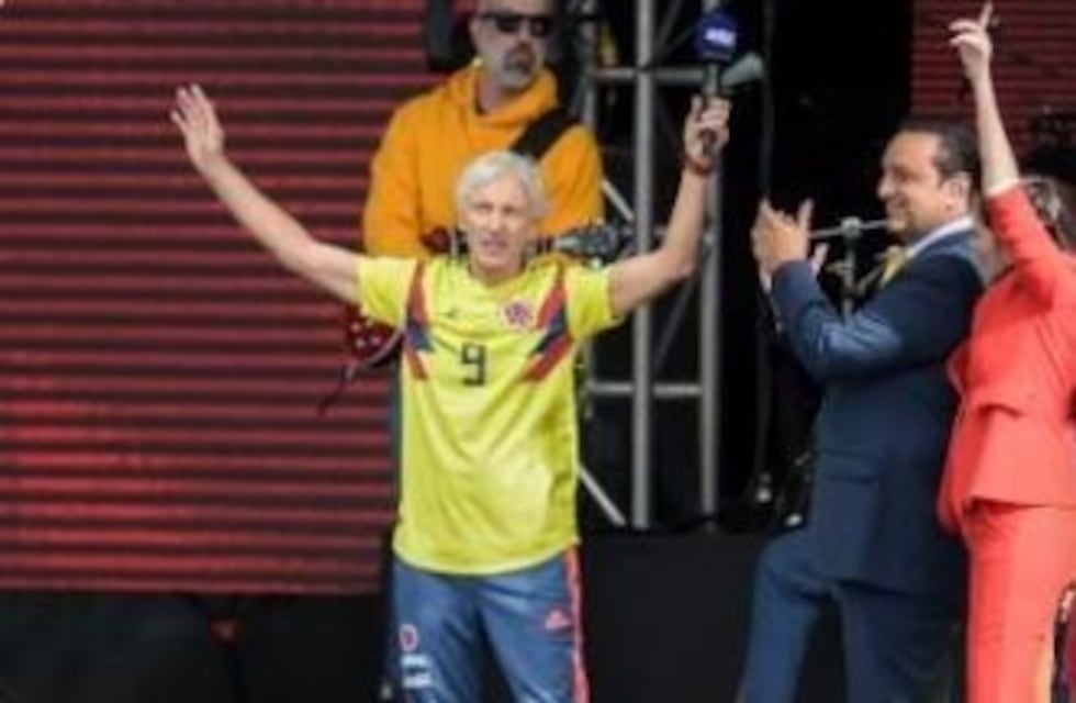 La impresionante ovación que recibió José Pekerman en Colombia