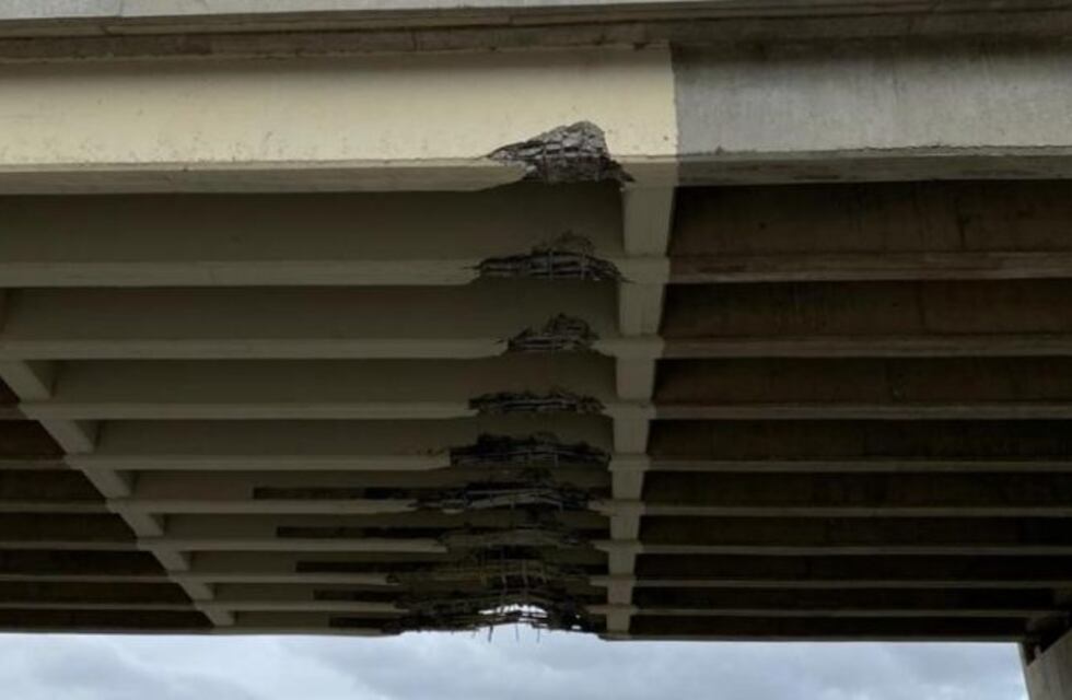 Continúa interrumpido el tránsito en el puente dañado sobre la ruta 234