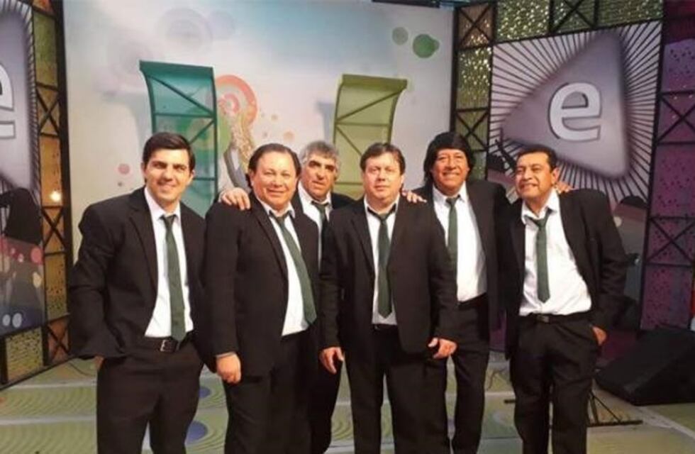 Los Alfiles y una orquesta sinfónica brindarán un recital en el mercado Armonía