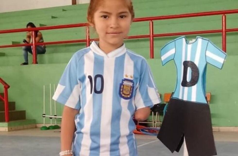 La historia de Juanita, una mano por mil sonrisas