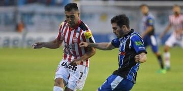 Los tucumanos hilvanaron otra victoria, para el liderazgo\u002E