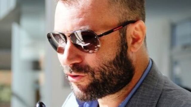 Renunciu00f3 Krupnik a la postulaciu00f3n de Defensor General