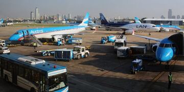 Un piloto privado interfirió las comunicaciones en Aeroparque (Foto: Edgardo Giménez Mazo/Aviacionline\u002Ecom)