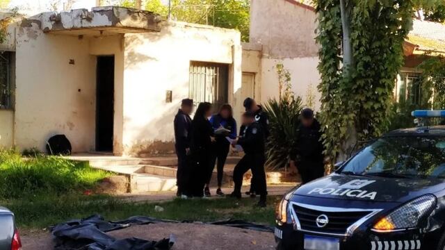 Encontraron a un hombre muerto en Mendoza en una casa toda revuelta.