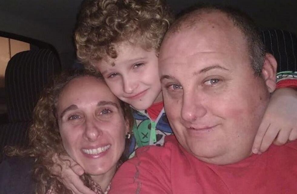 Nene con muerte cerebral tras caer de una pila de ladrillos: el impactante relato del padre