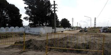 Obras de cordon cuneta frente al cementerio