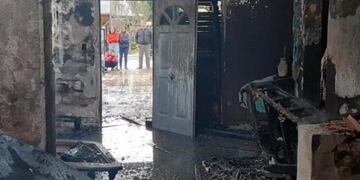Un incendio afectó a tres viviendas en Capioví