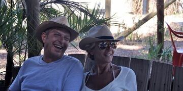 Tres detenidos por torturar y matar a un empresario en su casa de Bernal\u002E (Clarín)