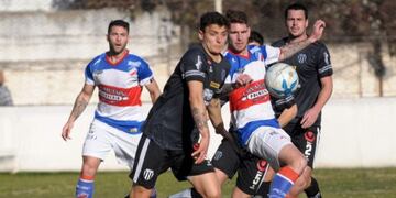 Rosario no pudo en el debut y perdió 1 a 0 ante Liniers