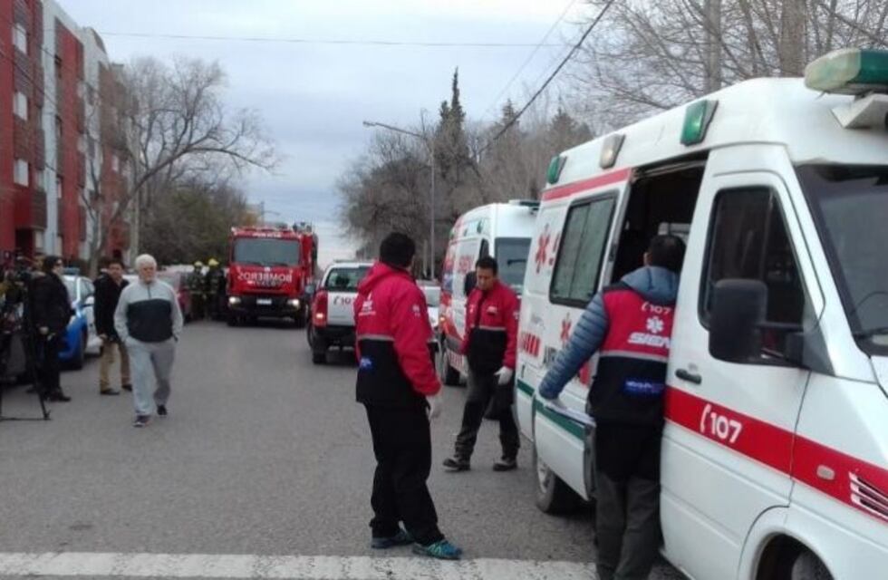 Encontraron muerto a un joven y a su perro en un edificio del centro de Neuquén