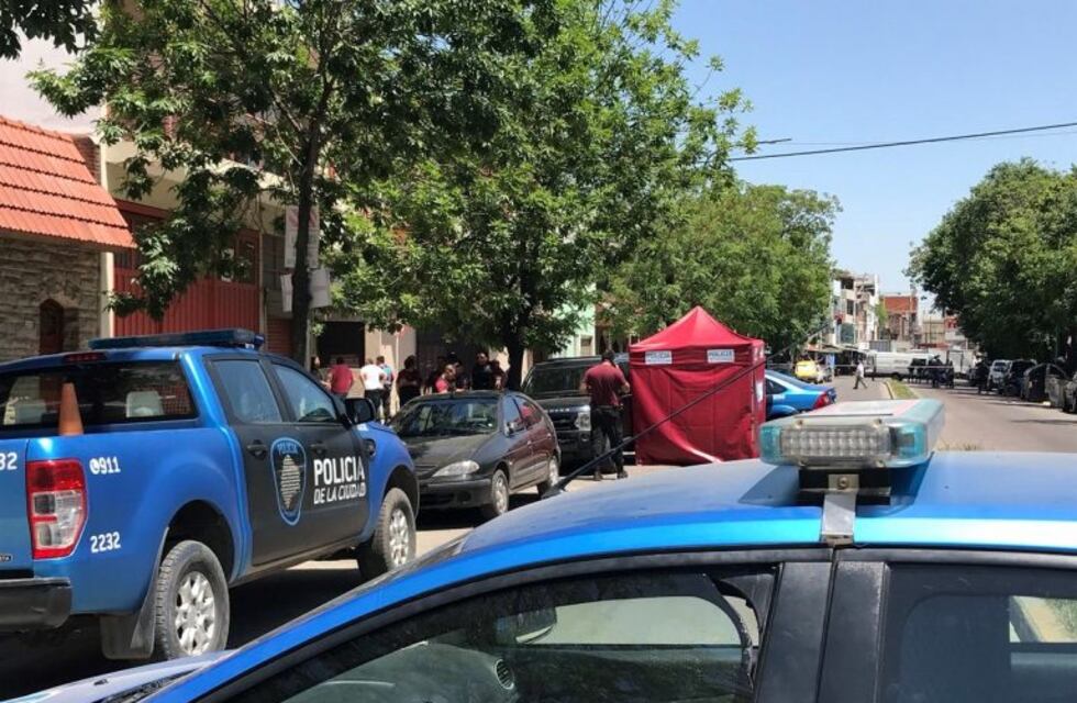 Un ex policía y un ladrón murieron en un tiroteo en Barracas
