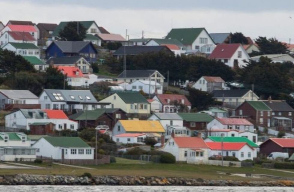 Las Islas Malvinas restringen los permisos a visitantes no esenciales