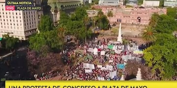 Protesta Plaza de Mayo\u002E (Web)