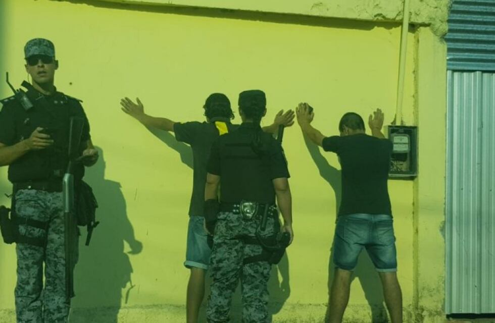 Operativo policial terminó con 25 motociclistas demorados y un detenido