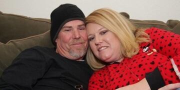 Lyndee y su esposo (Web)