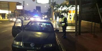 Los inspectores de tránsito comenzaron a multar a los que invadan el espacio de las bicicletas\u002E