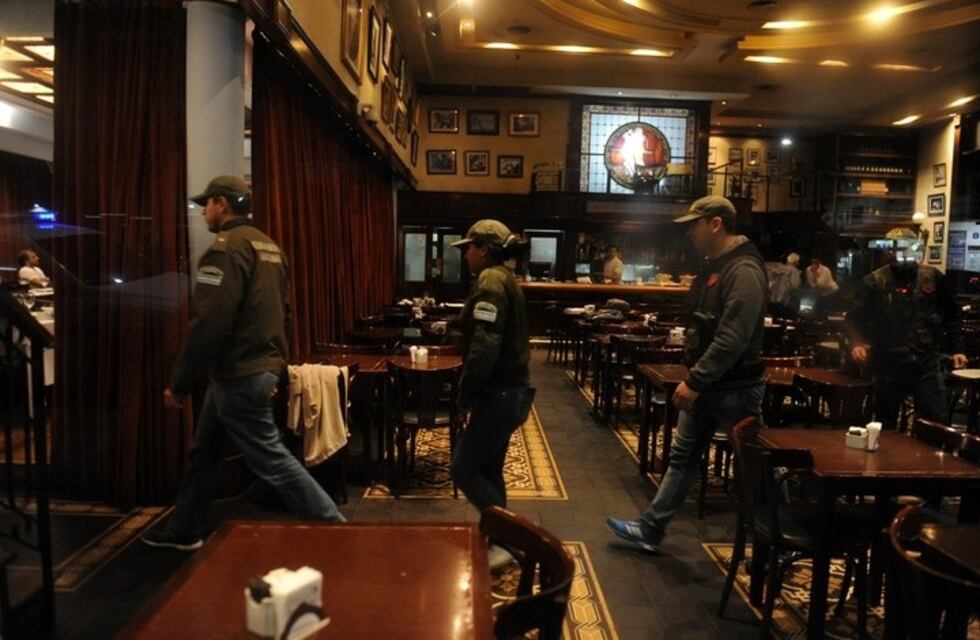 Investigan si la esposa y el hijo de Pablo Escobar intervinieron en lavado de dinero narco en Buenos Aires