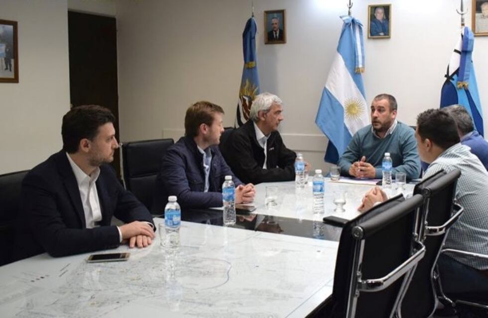 El Intendente se reunió con autoridades de YPF