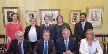 Morales firmó acuerdo con el Banco Europeo de Inversiones por 120 millones de dólares