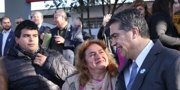 Jorge Capitanch durante el acto por el Día de la Bandera\u002E (Prensa Municipio)