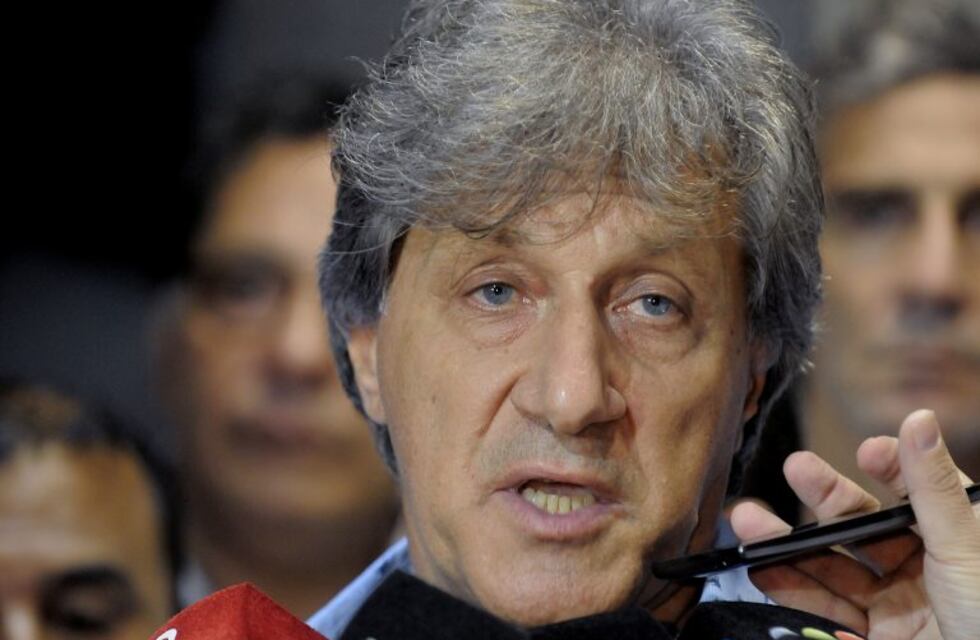 Marchi se reunió con los jugadores de Newell's por la abultada deuda