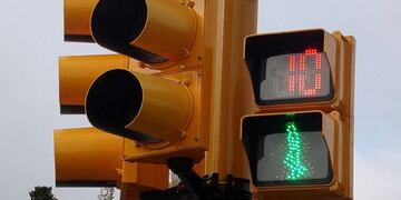 Semáforos peatonales