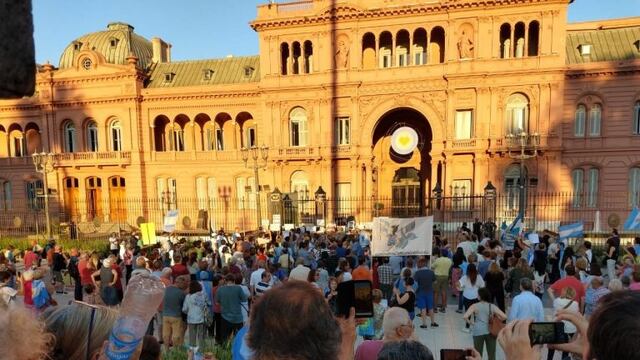 Manifestación por jubilaciones (Foto:Twitter Eduard Cangeli)