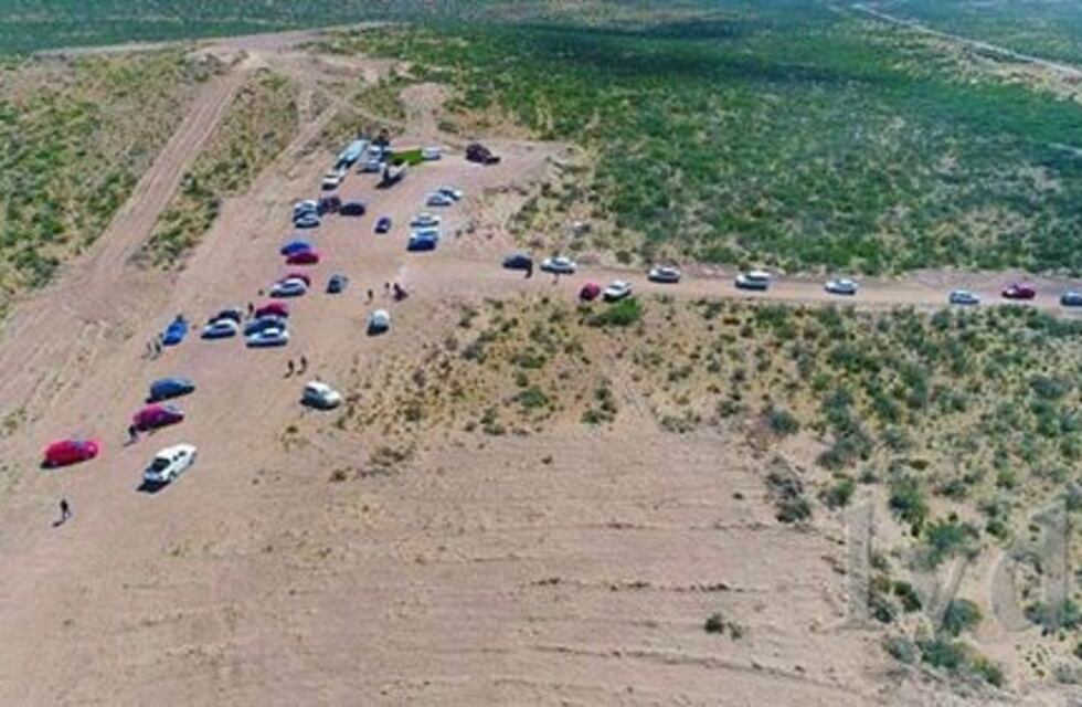 El edil Rubén Martínez lleva tranquilidad a los vecinos del Barrio de Dios