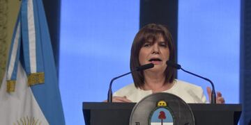 DYN23, BUENOS AIRES, 12/08/2016, LA MINISTRA DE SEGURIDAD PATRICIA BULLRICH BRINDA CONFERENCIA DE PRENSA EN CASA DE GOBIERNO. FOTO:DYN/LUCIANO THIEBERGER. buenos aires patricia bullrich nueva amenza de bomba en casa rosada ministra de seguridad conferencia de prensa