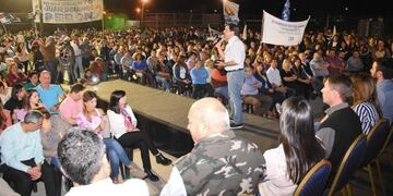 Martínez concluyó encuentros con candidatos a concejales\u002E (Web)\u002E