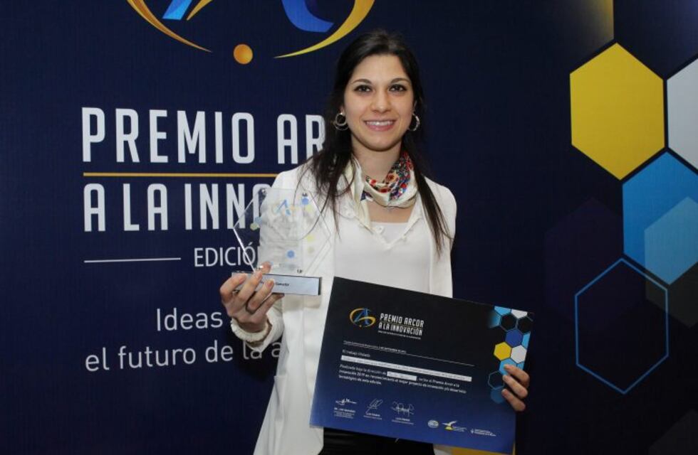Una barra de cereal elaborada con desechos de cerveza ganó un premio a la innovación