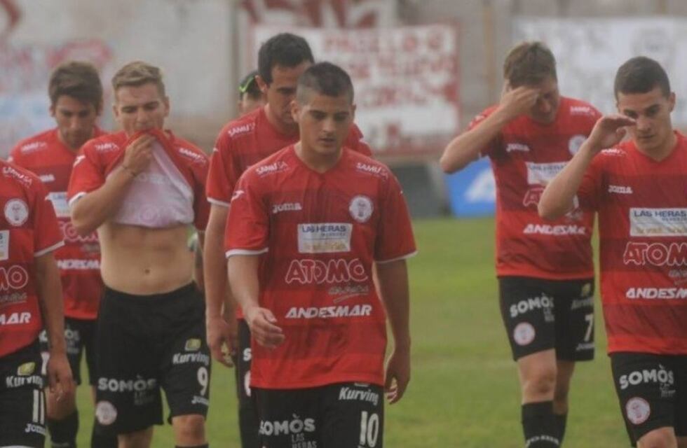 Huracán Las Heras empató y sigue sin tomar vuelo