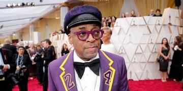 Spike Lee poses on the red carpet during the Oscars arrivals at the 92nd Academy Awards in Hollywood, Los Angeles, California, U\u002ES\u002E, February 9, 2020\u002E REUTERS/Mike Blake
