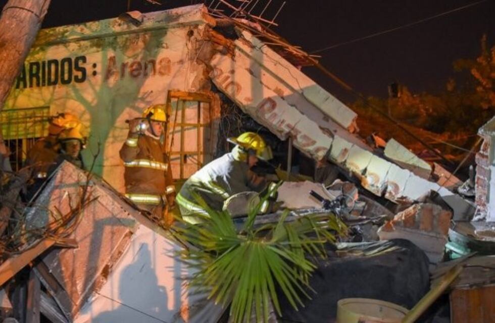Se complicó la salud del sereno que quedó atrapado bajo los escombros