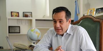 El ministro Finocchiaro\u002E