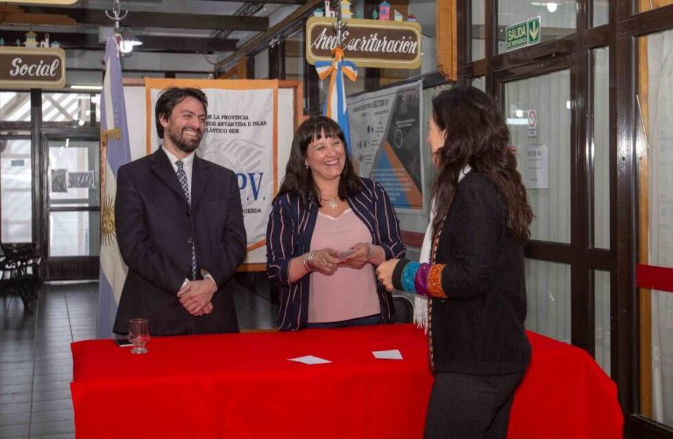 IPV sorteó los números de las viviendas a profesionales de la salud