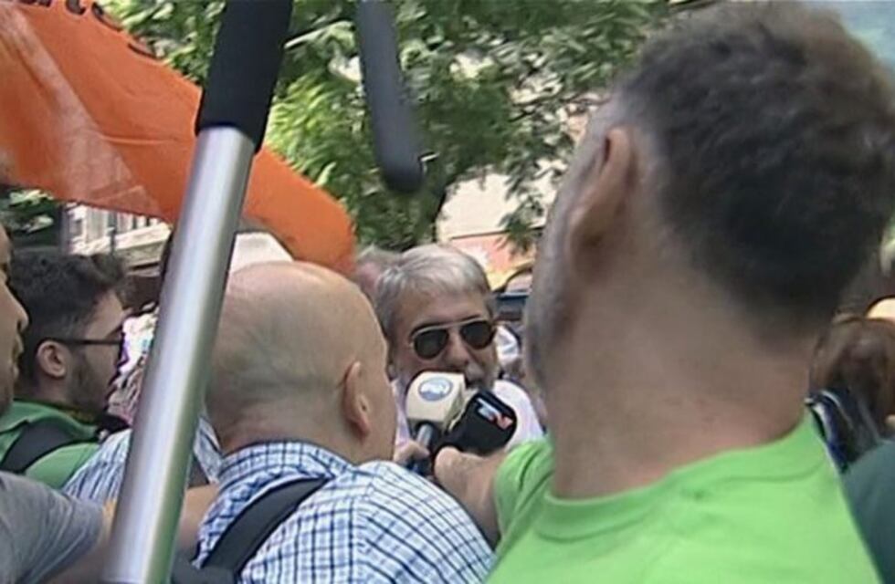 Daniel Scioli y Aníbal Fernández se hicieron presentes en la marcha de la CGT