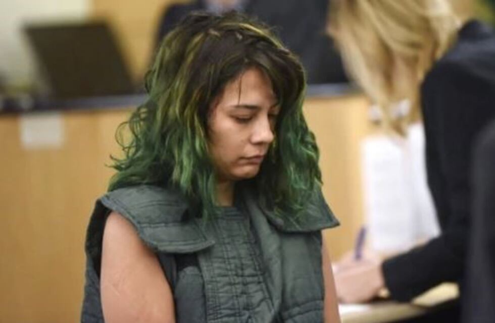 Se enteró que su novio usaba Tinder y lo apuñalo con una espada samurai