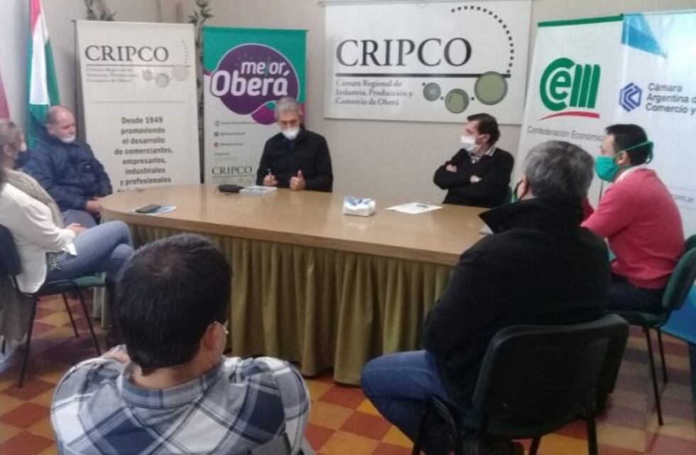 Los comerciantes de Oberá y el intendente Fernández analizaron medidas para reactivar el sector