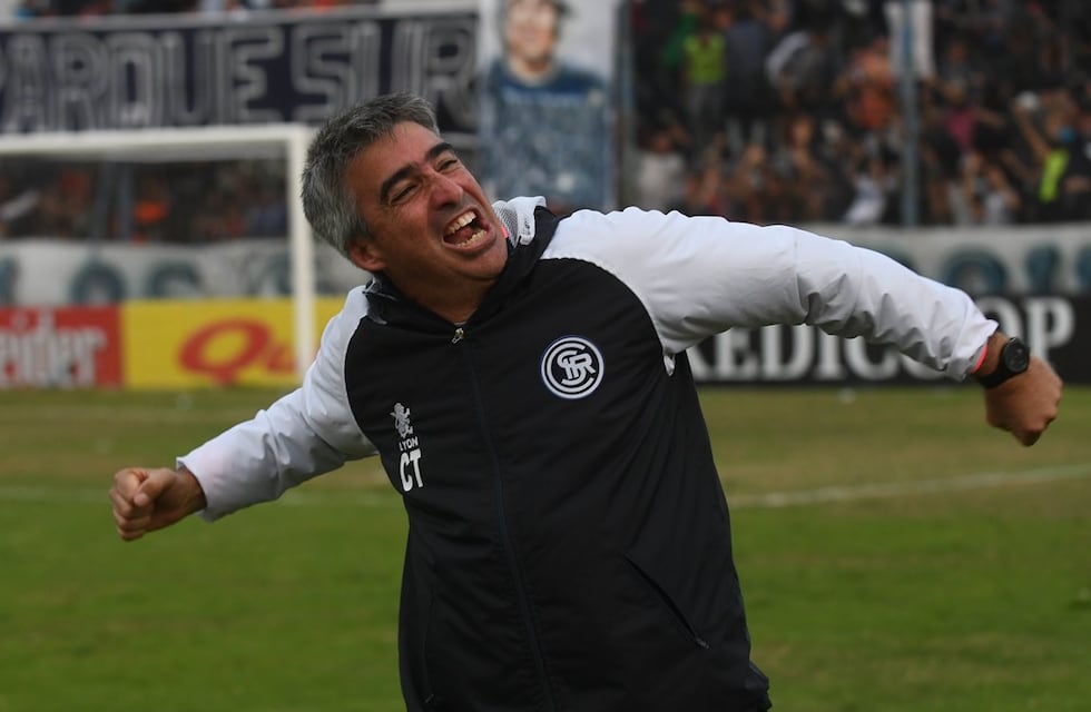 Gabriel Gómez vuelve a ser el técnico de Independiente Rivadavia