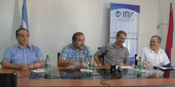 Lisandro Benmaor del IPS lanzó la temporada intermedia de turismo para los afiliados misioneros\u002E (Misiones Online)