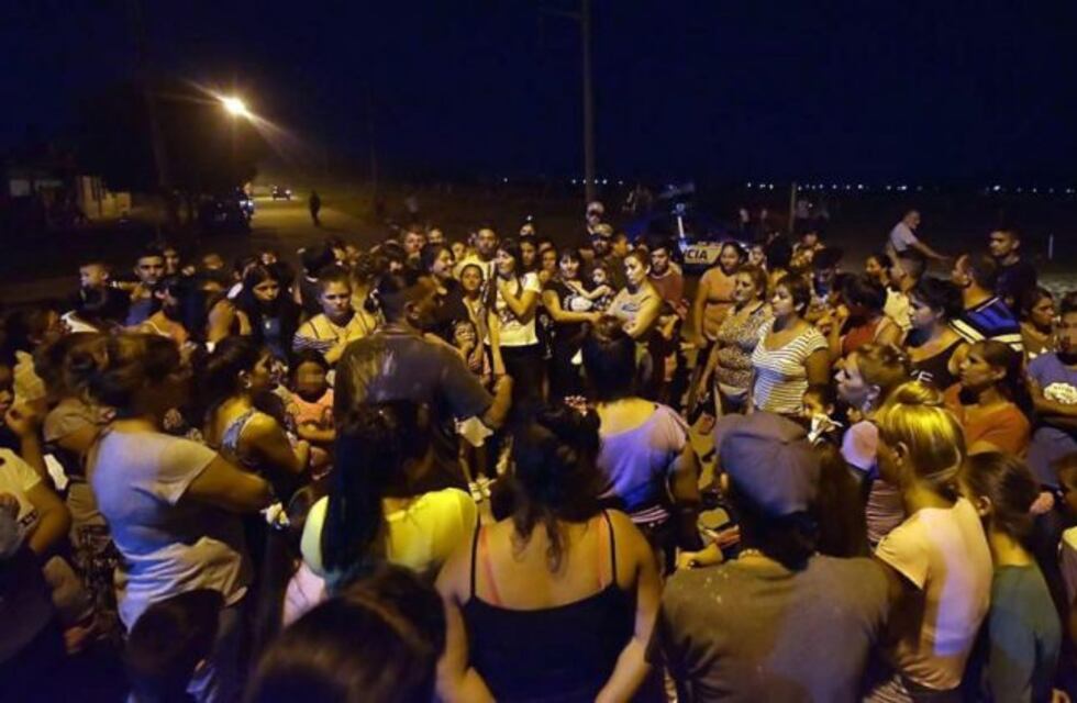 Unas 200 familias ocupan un predio en Villa Boedo porque no tienen "dónde vivir"