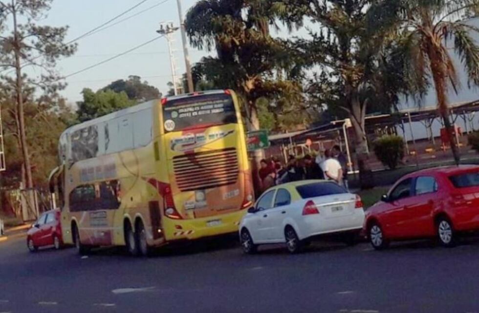 Terminal de Posadas: continúa la medida de fuerza de los micros de media y larga distancia