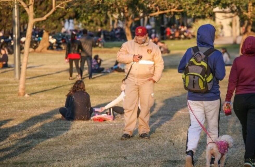 El mensaje de la Policía en el Día de la Primavera: "Que los jóvenes se preserven en sus casas"