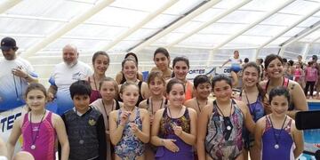 Exhibición regional de Natación en Tapalqué